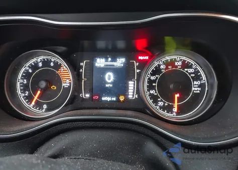 2019 Jeep Cherokee Latitude 4X4 из США, поврежденный, VIN 1C4PJMCX2KD102665